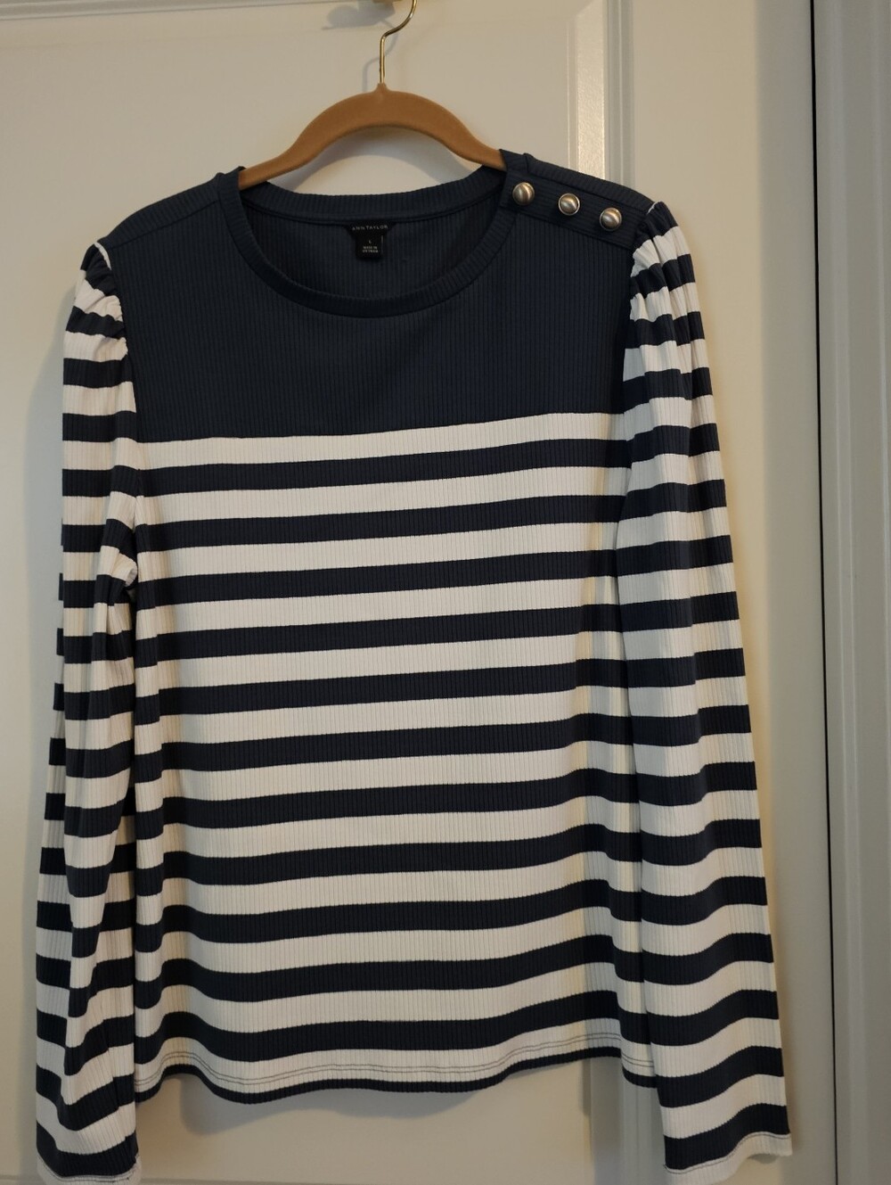 Preowned - Ann Taylor Top - Teal & Off White Striped - Large